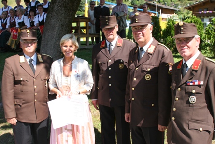vlnr: LBD Anton Brandauer, BGM Sonja Ottenbacher, OFK Walter Kristandl, BFK Georg Vorreiter, OFK Stv. Franz Egger